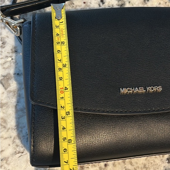 Michael Kors Crossbody & Wallet Set - Picture 3 of 8